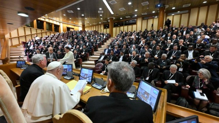 Waraka Kwa Maparoko Wote Duniani: Maparoko Kwa Ajili ya Sinodi: Ujenzi wa Kanisa la Kimisionari na Kisinodi